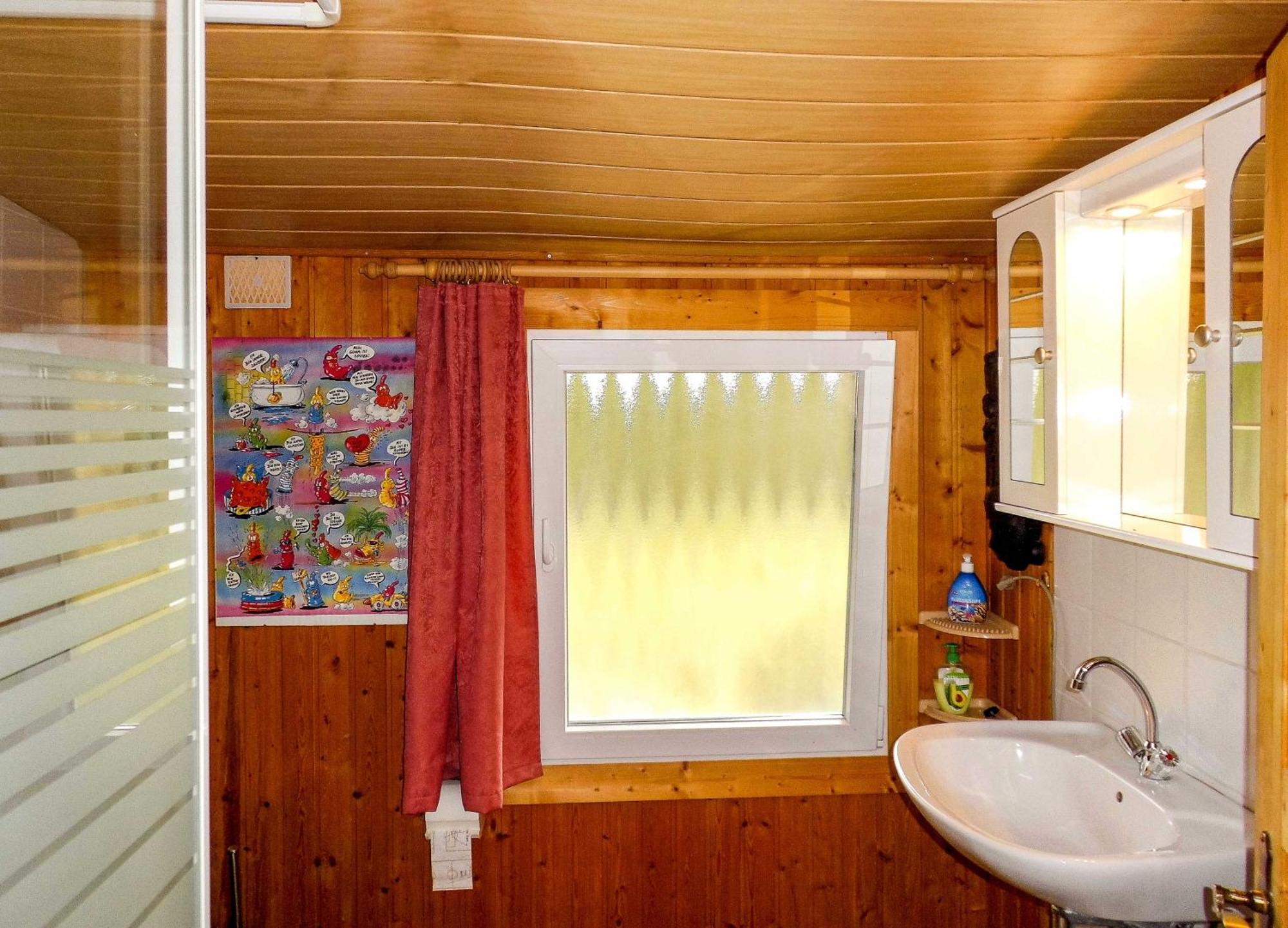 Bungalow Und Ferienwohnung Auf Ruegen Kluis المظهر الخارجي الصورة