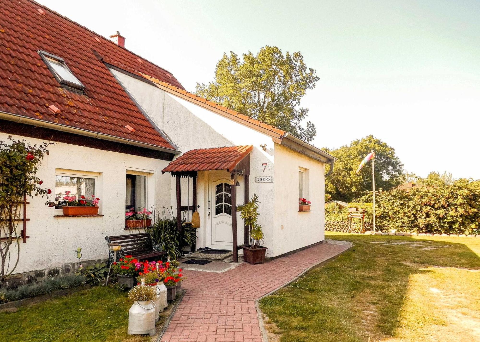 Bungalow Und Ferienwohnung Auf Ruegen Kluis المظهر الخارجي الصورة